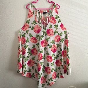 🌸First Love Floral Top.