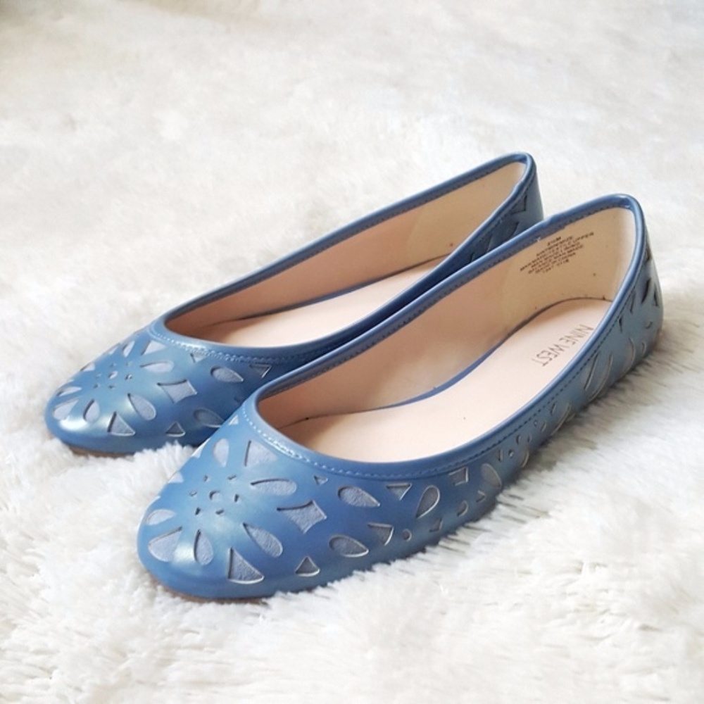 ❌SOLD❌ Nine West Minimize Laser Cut Blue - Picture 3 of 6
