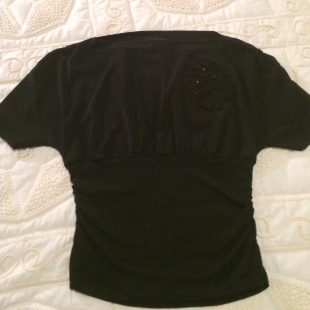AGN Retro style black top