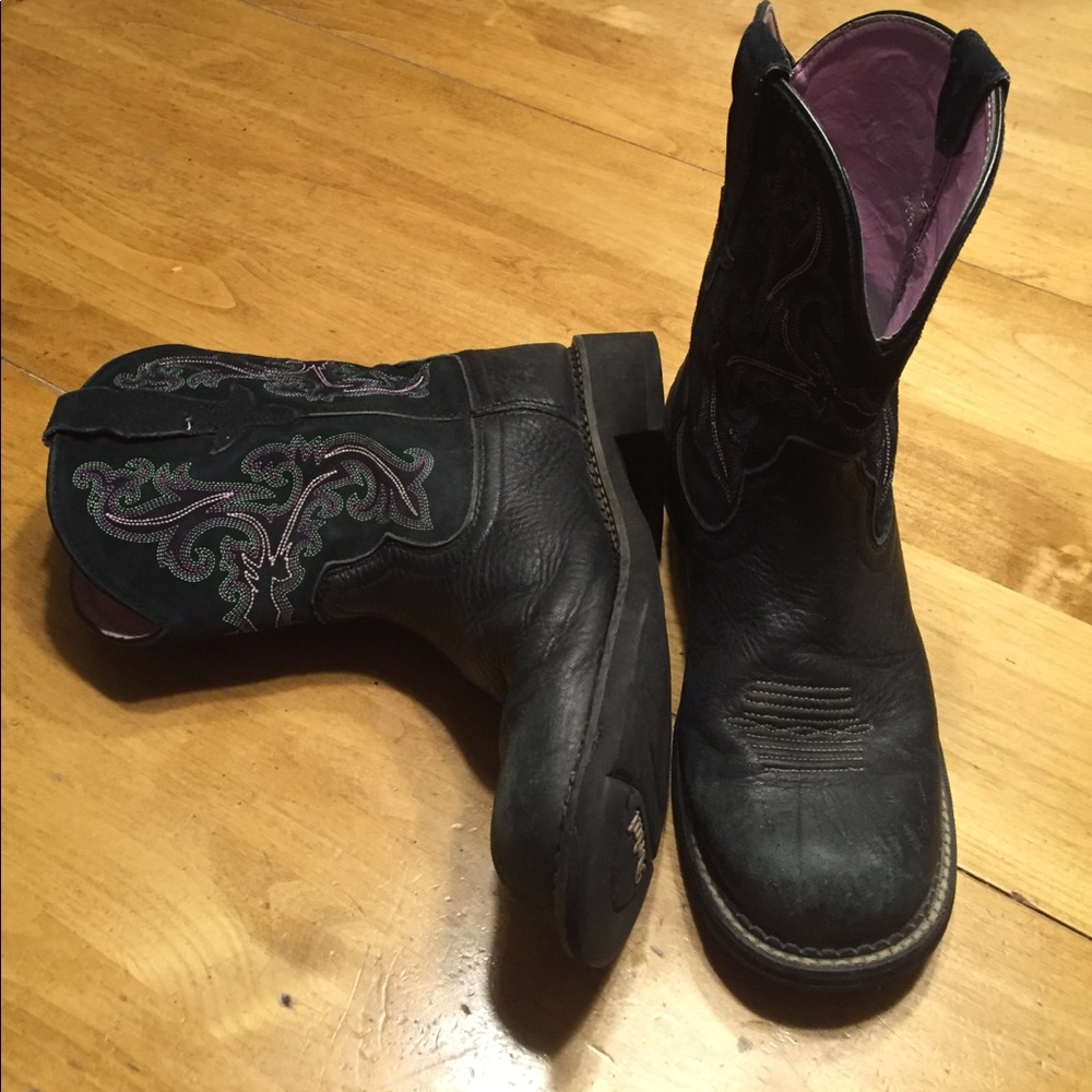 ARIAT Black n Pink Boots
