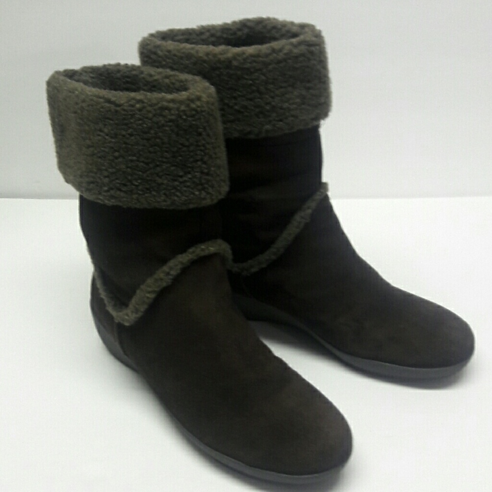 Easy Spirit EVANDER Brown Suede Boots Size 8.5