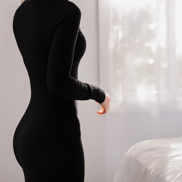 SoHo Distressed Midi - Picture 3 of 8