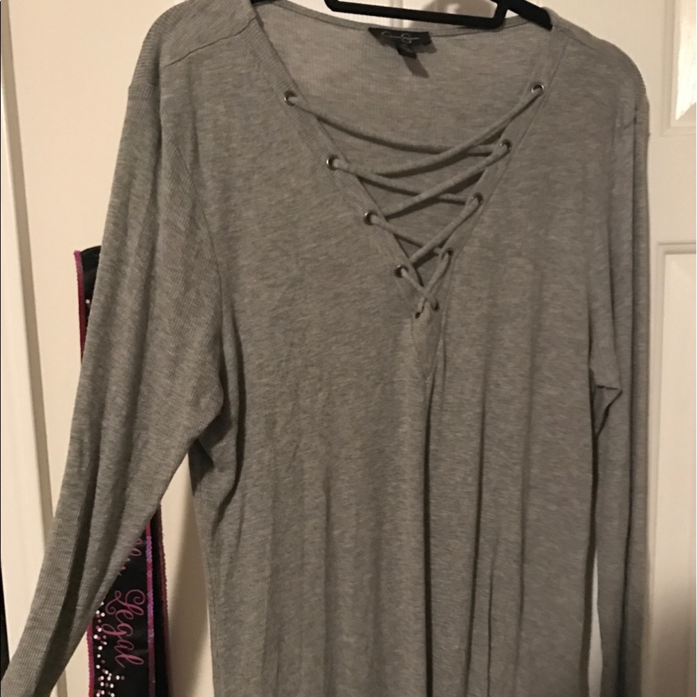NWOT fitted ribbed lace-up top