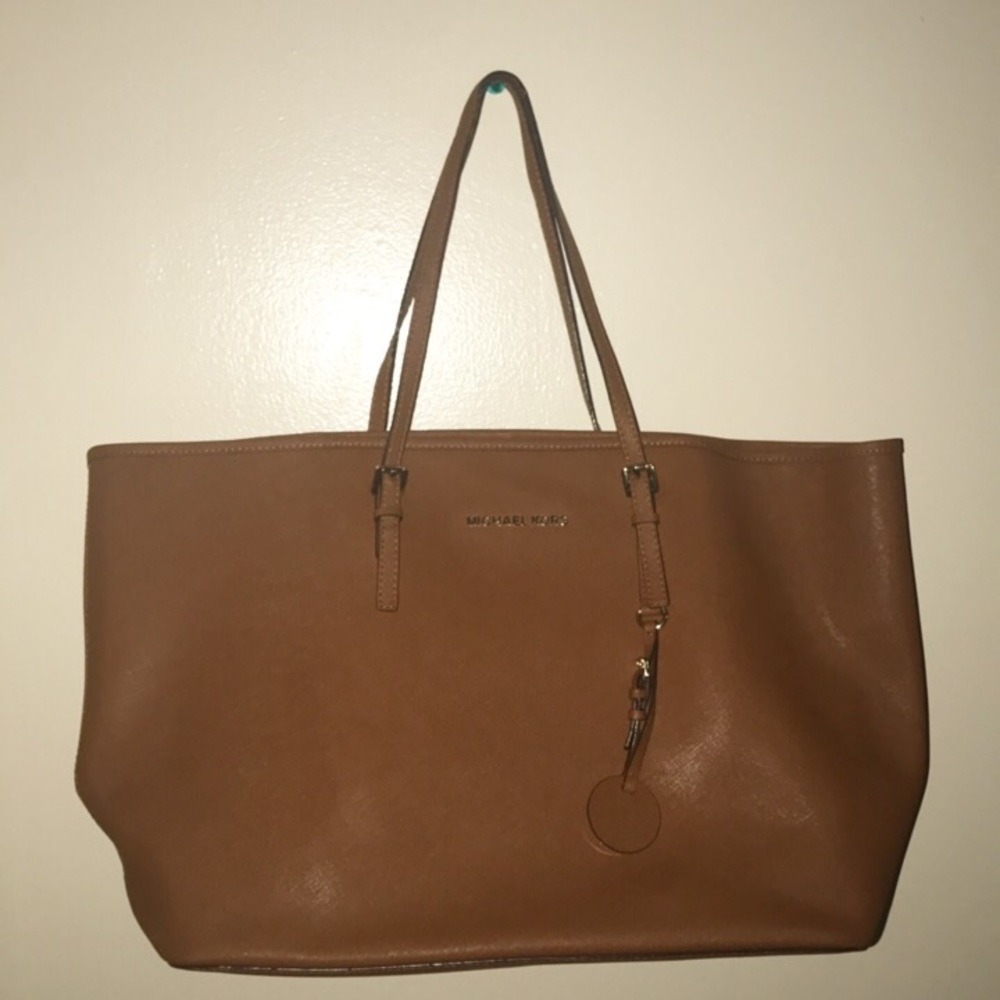 Michael kors tote