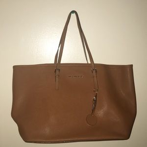 Michael kors tote