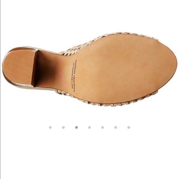 ‼️SALE‼️Chinese laundry largo weave in mushroom - Picture 4 of 8