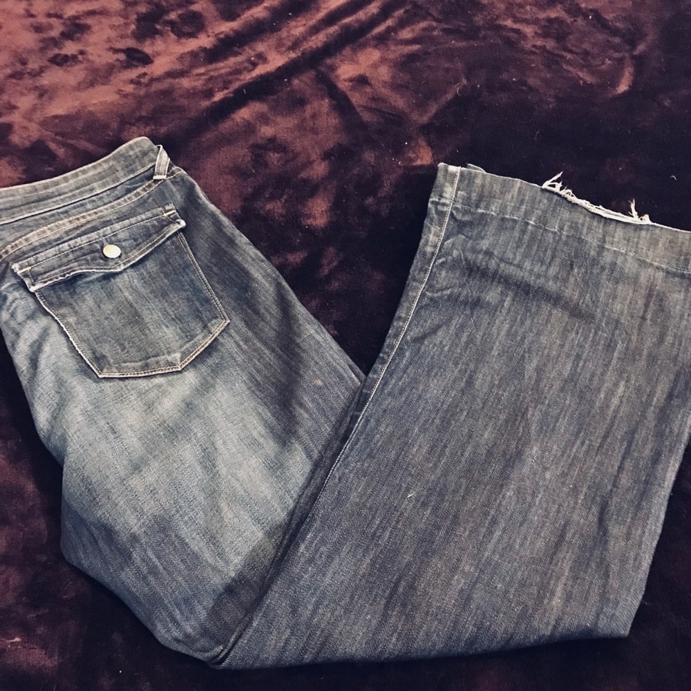 Banana Republic Wide Leg/Flare Jeans