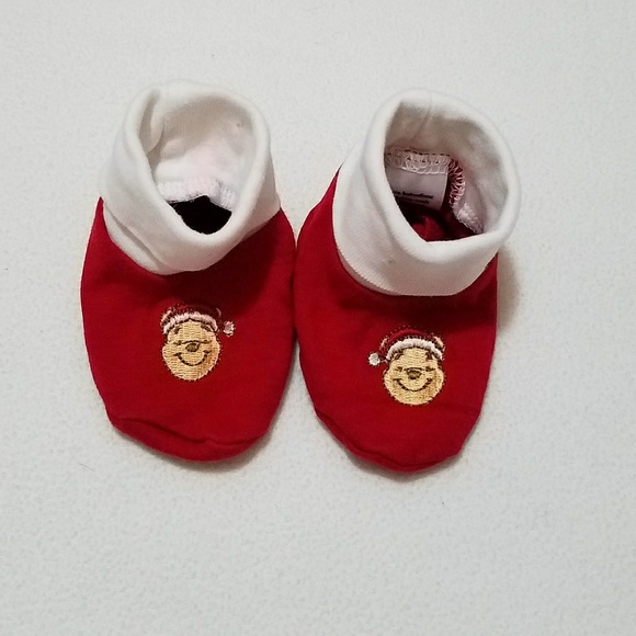❌SOLD❌🎄Cute little Winne The Pooh Socks - Picture 1 of 4