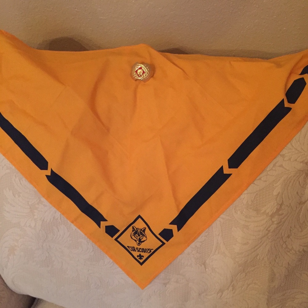 Boy Scout Wolf Scarf & Slide