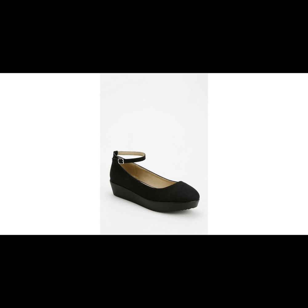 Ankle strap flat form Mary Janes