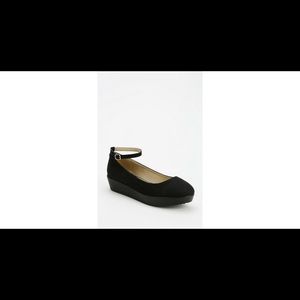 Ankle strap flat form Mary Janes