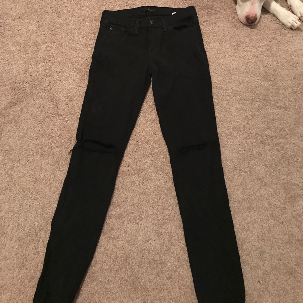 Ripped Black Skinny