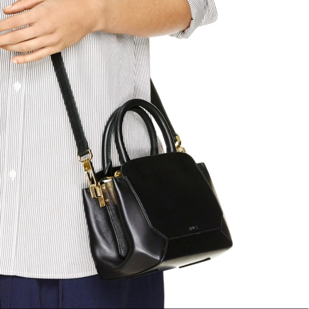 ARITZIA AUXILARY Mini Bega Satchel