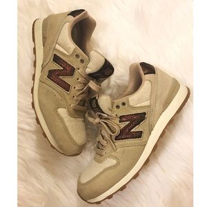 New Balance 696 Sneakers / Tennis Shoes