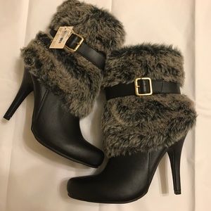 Forever 21 Faux Fur Booties