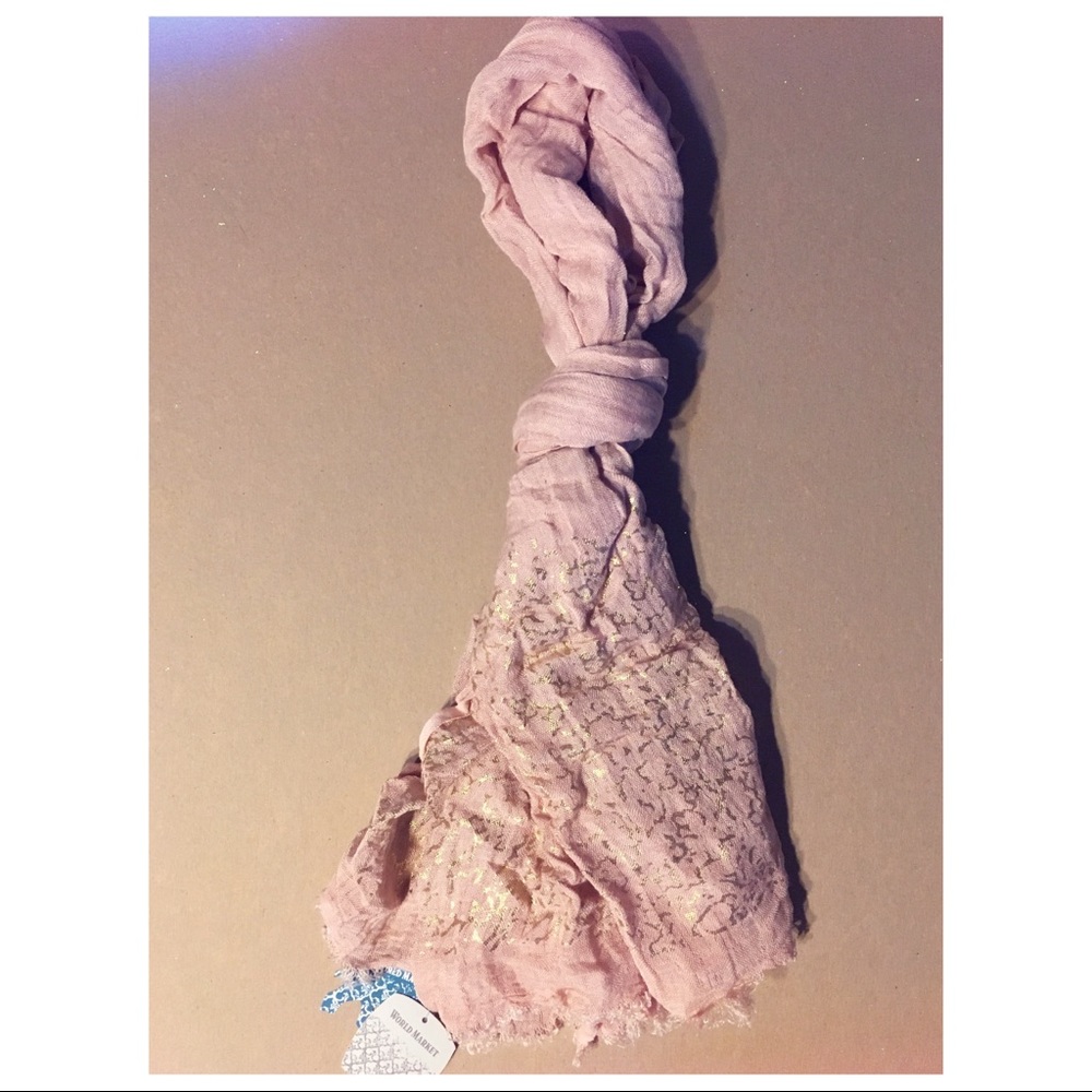 🆕 Blush Scarf + Metallic gold detail