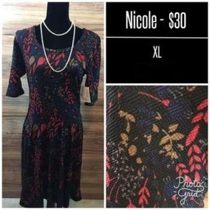 LuLaRoe Nicole - XL (NWT)