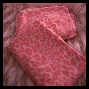 2 VS PINK PILLOWCASES