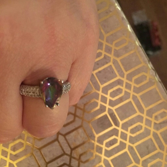 Ring - Picture 3 of 3