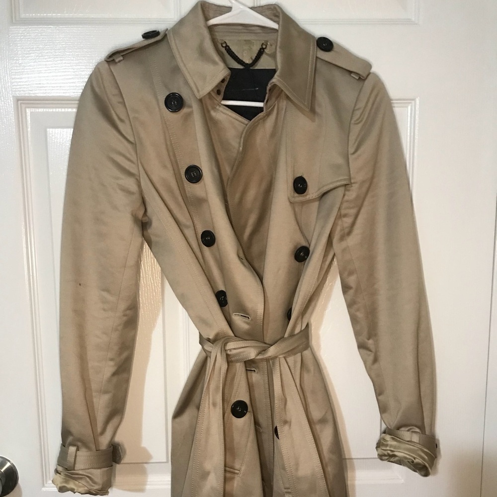 Brand New Burberry Women’s Trench Coat