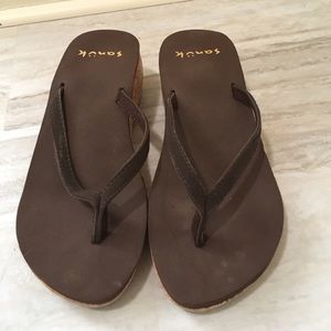Sanuk Chocolate Brown Sandals