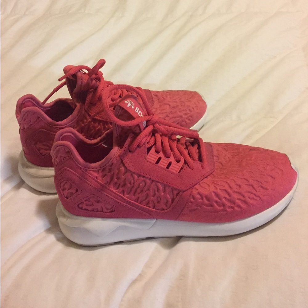 Adidas Tubular tennis shoes
