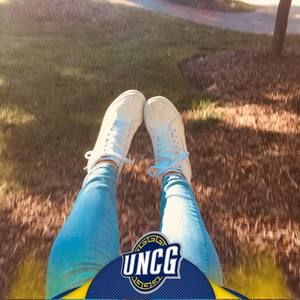 Meet your Posher, Olivia