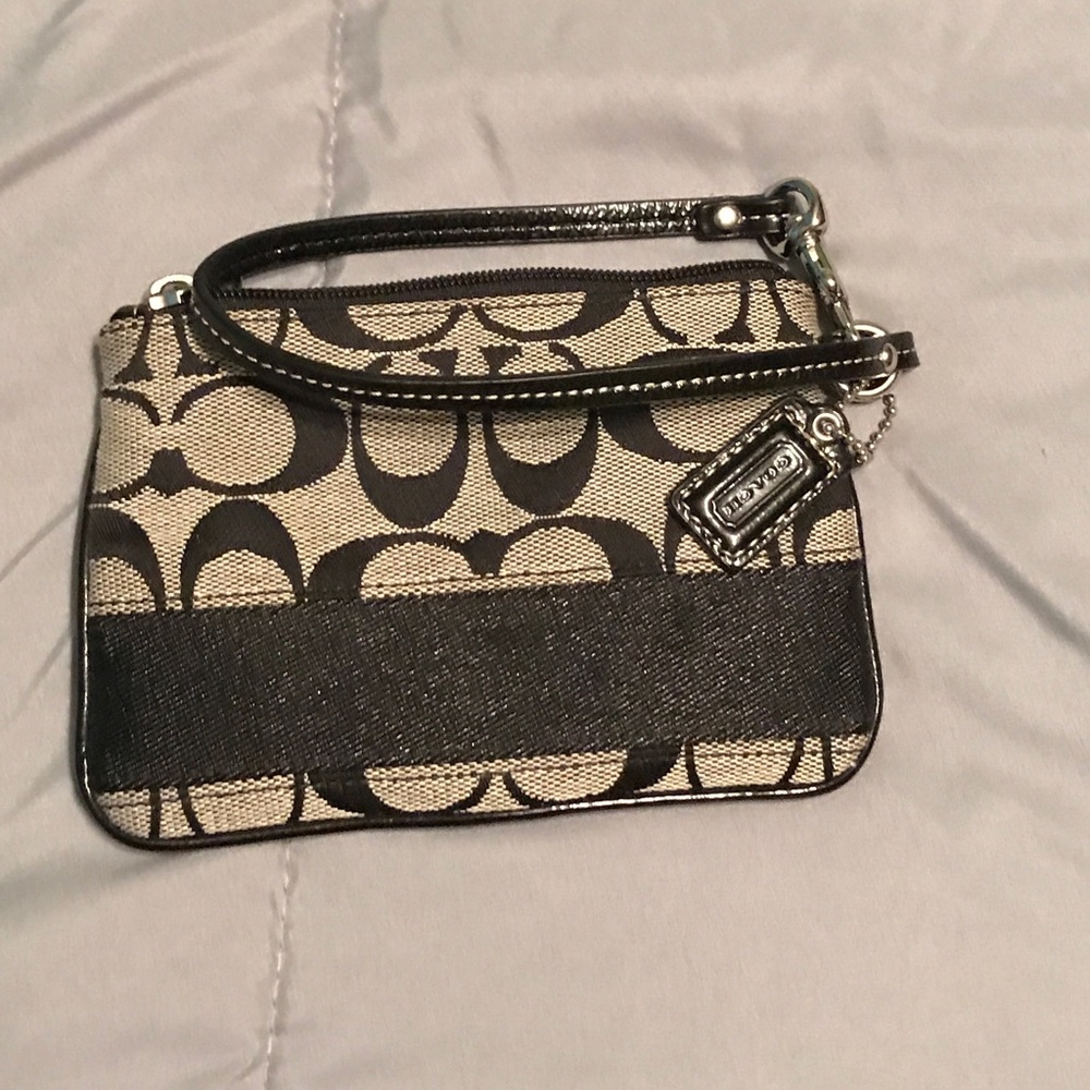 Wristlet