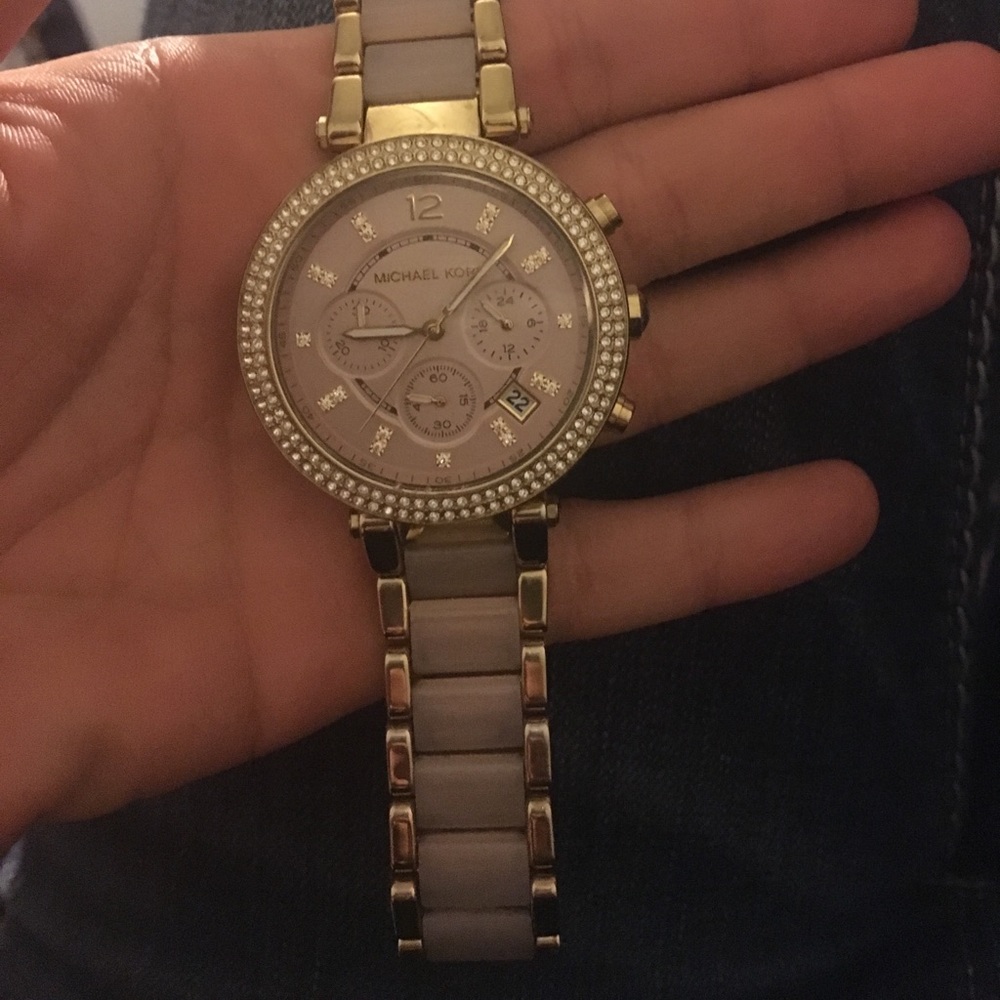 Mk Watch