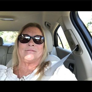 Meet your Posher, Cathlene