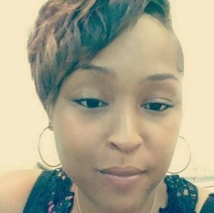 Meet your Posher, Ebony