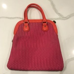 Deau Lux handbag.