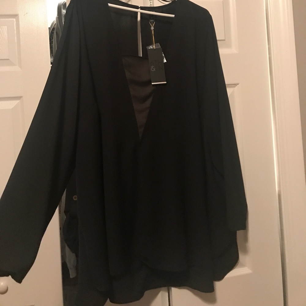 Black shirt