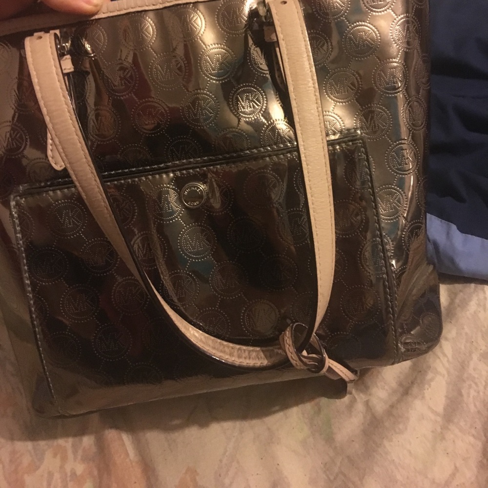 Mk purse authentic
