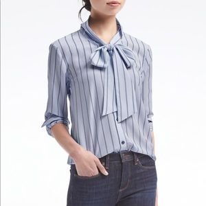 Banana Republic XXSP Tie-Neck Blouse NEVER WORN