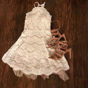 Francesca's Lace dress
