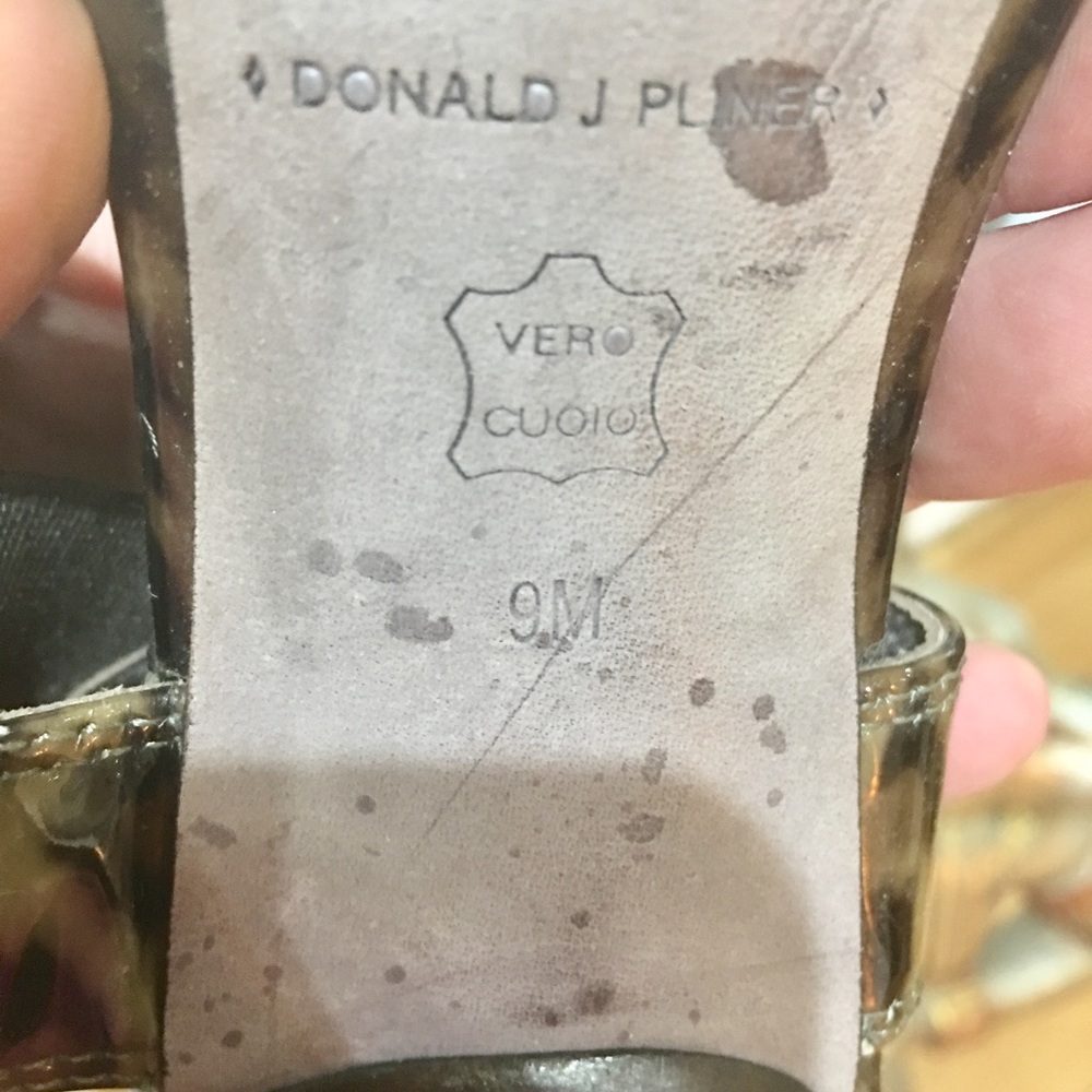 Sandals - Picture 4 of 4