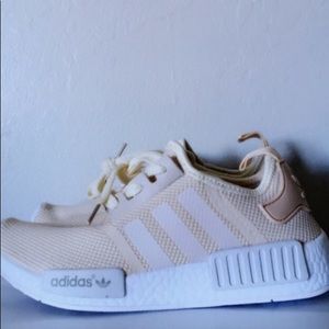 Adidas nmd beige