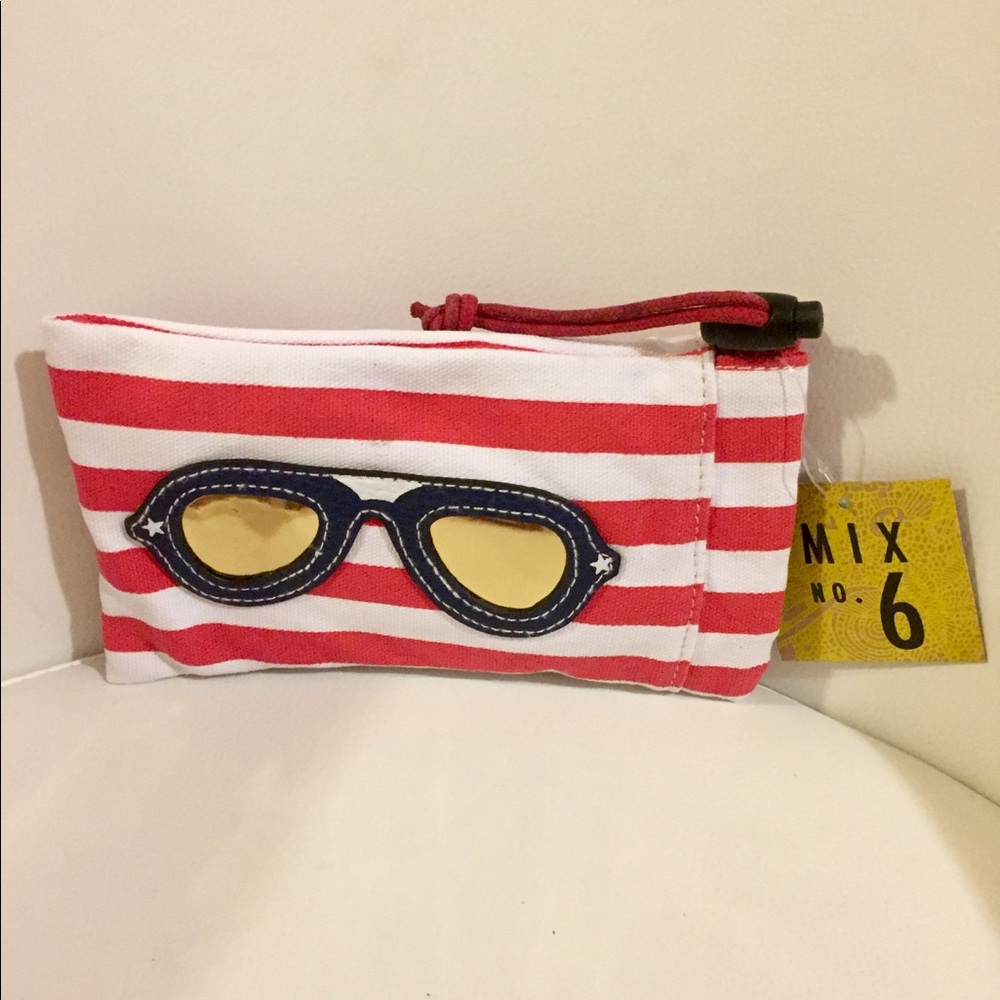 MIX NO. 6 Sunglasses Case