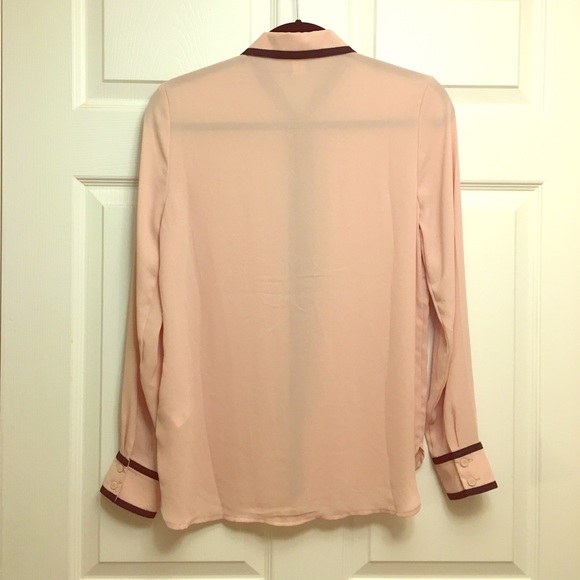 Forever XXI Peach Blouse with Black Trim - Picture 3 of 3