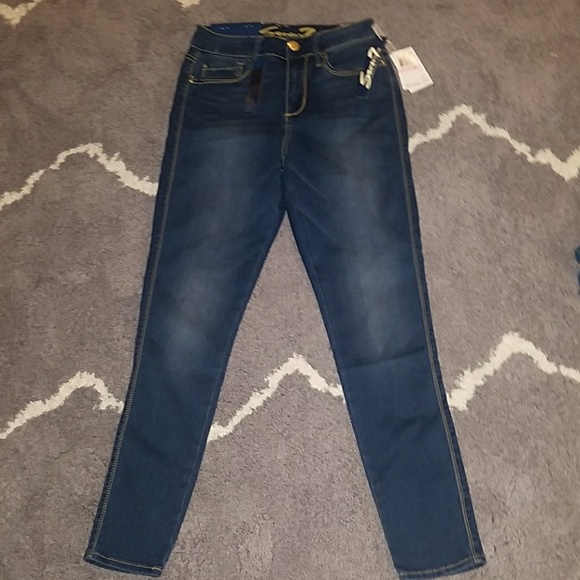 Skinny Jeans Sz 6 Skin Fit 
