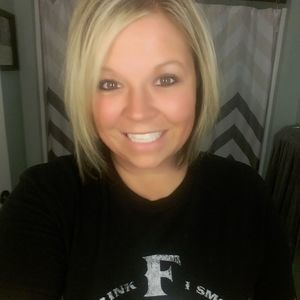 Meet your Posher, Christin