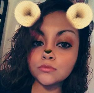 Meet your Posher, Crystal