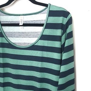 LuLaRoe Lynnae Top
