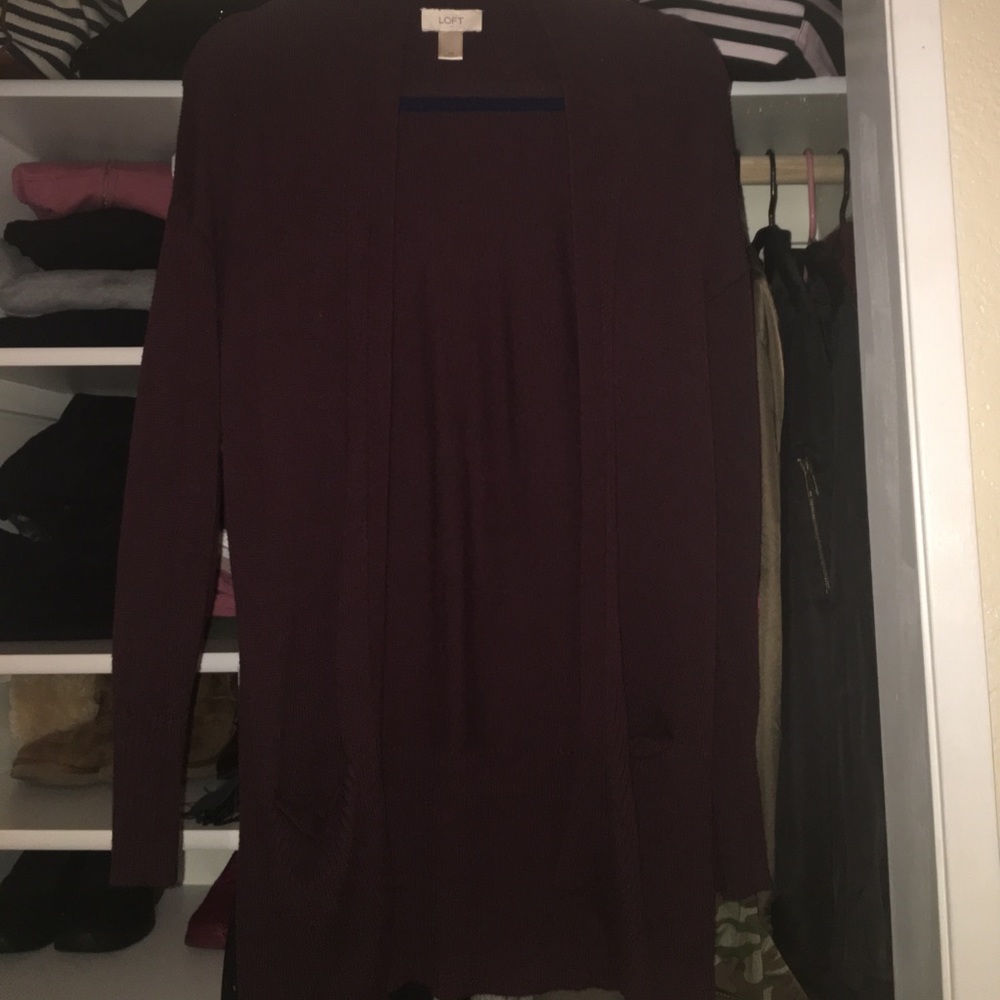 Women’s maroon cardigan sweater