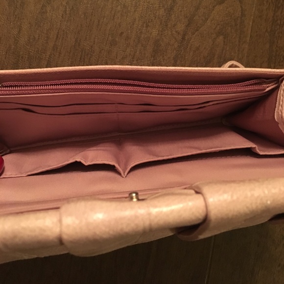 Pink Wristlet - Picture 4 of 6