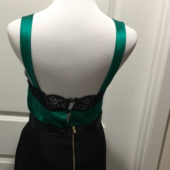 Kelly Green/ black lace Silk top D&G Dolce Gabbana - Picture 2 of 5