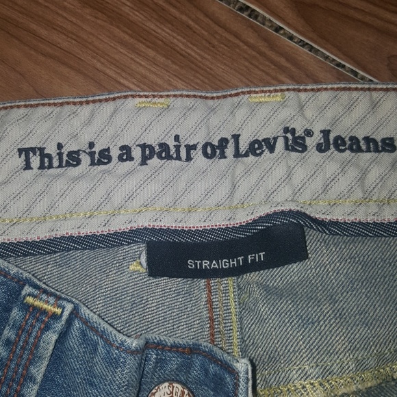 Levi's - Picture 5 of 6