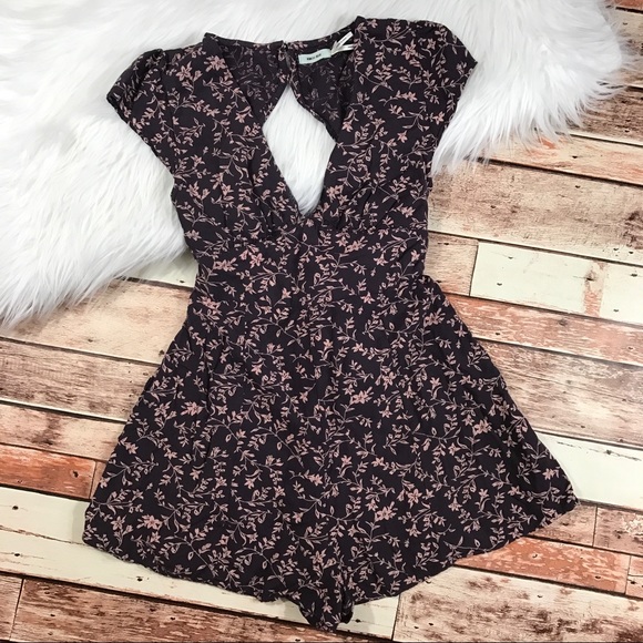Urban Outfitters Tops - Urban outfitters kimchi blue floral romper