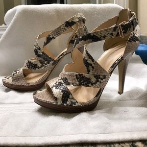 Nine West strappy Heels